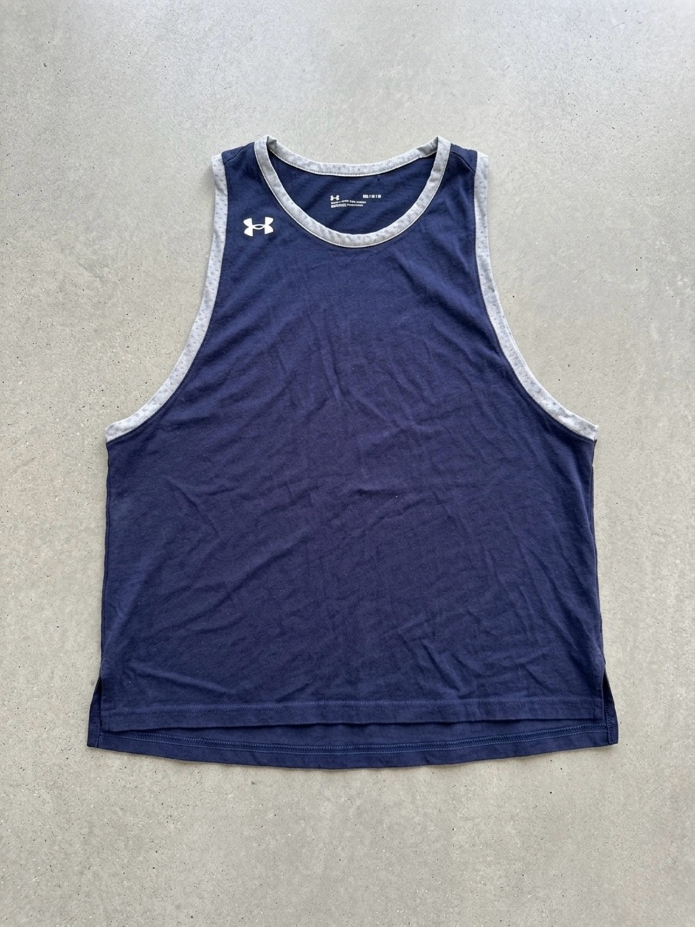 Under Armour Men’s Navy Tank with Light Gray Trim